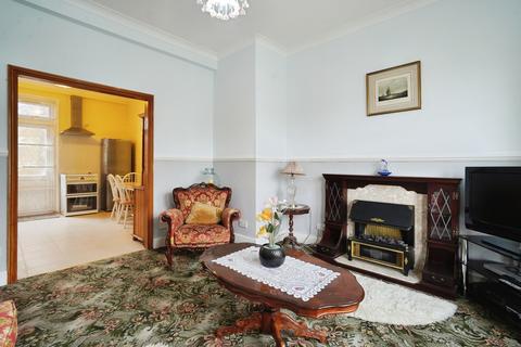 2 bedroom maisonette for sale, Perry Hill, London, SE6