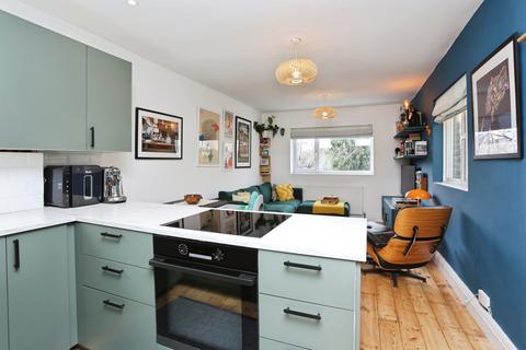 undefined, Barmeston Road, London, SE6