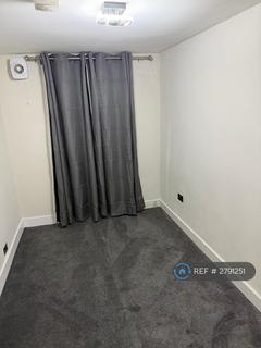2 bedroom flat to rent, Stratheden Road, London, SE3