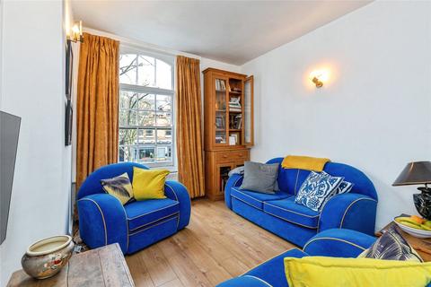 2 bedroom terraced house for sale, New Road, Chatham, Kent, ME4