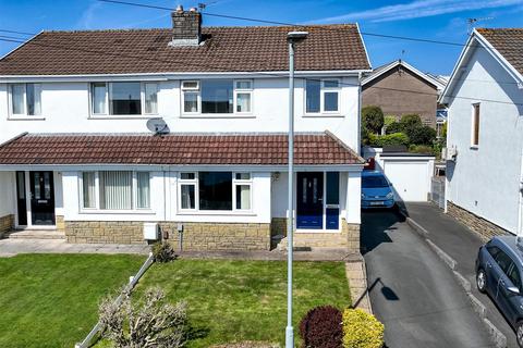 Bramley Drive, Swansea SA3