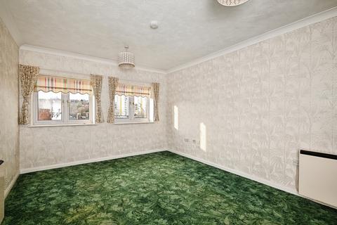 undefined, High Street, Chatham, Kent, ME4