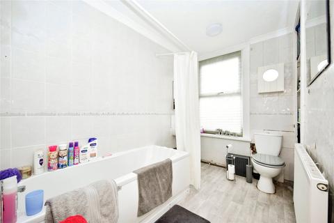 3 bedroom terraced house for sale, Upper Luton Road, Chatham, Kent, ME5
