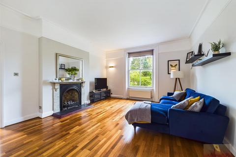 2 bedroom flat for sale, Parkside, London Road, Harrow on the Hill