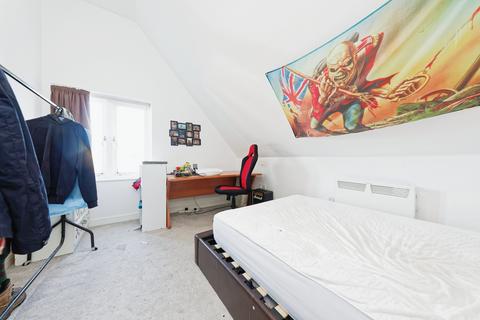 2 bedroom flat for sale, Back Lane, Canterbury, Kent, CT1