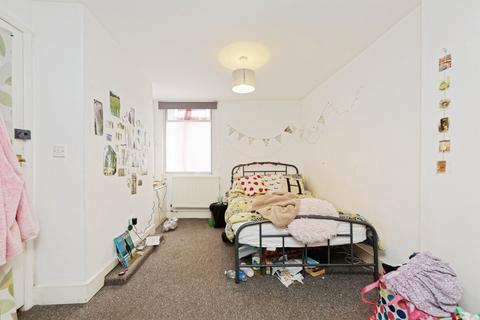 4 bedroom terraced house for sale, North Lane, Canterbury, Kent, CT2