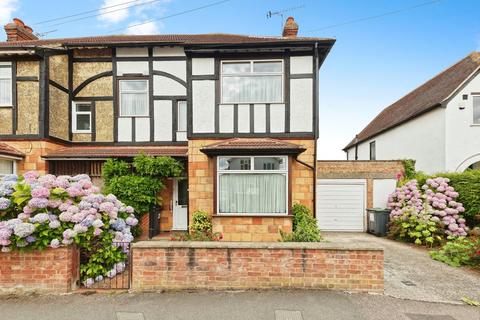 Cromwell Road, Canterbury, Kent, CT1