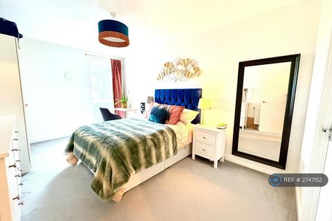 1 bedroom flat to rent, Altitude Point, London, N8