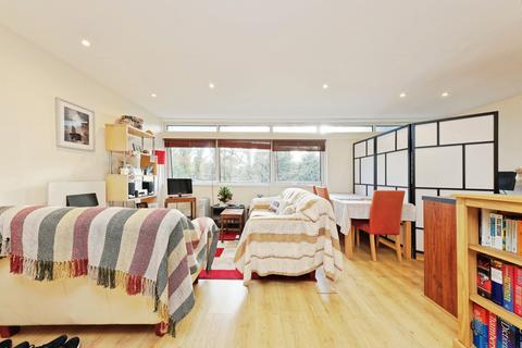2 bedroom flat for sale, New Dover Road, Canterbury, Kent, CT1