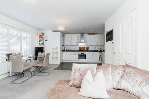 2 bedroom flat for sale, Hildefirth Close, Weldon, Ebbsfleet Valley, Swanscombe, DA10