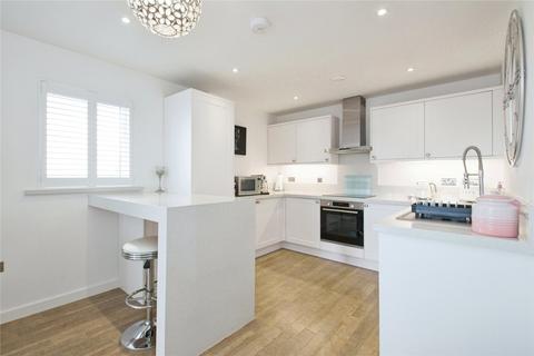 2 bedroom flat for sale, Clovelly Place, Greenhithe, Kent, DA9