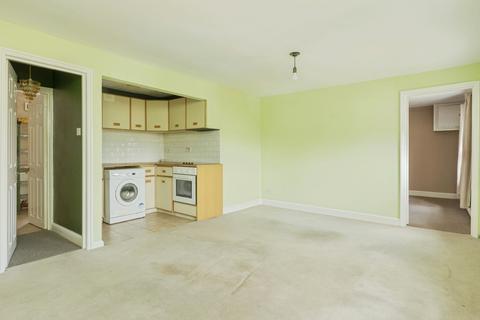 1 bedroom maisonette for sale, Main Road, Sutton At Hone, Dartford, Kent, DA4