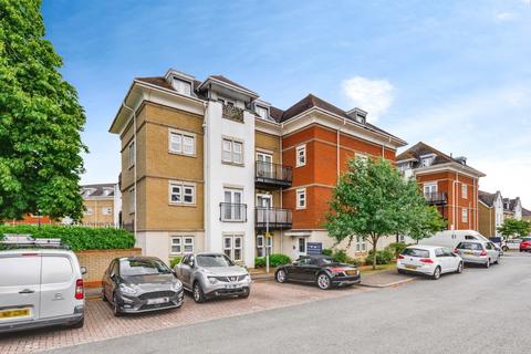2 bedroom flat for sale, Crawford Avenue, Kent, DA1
