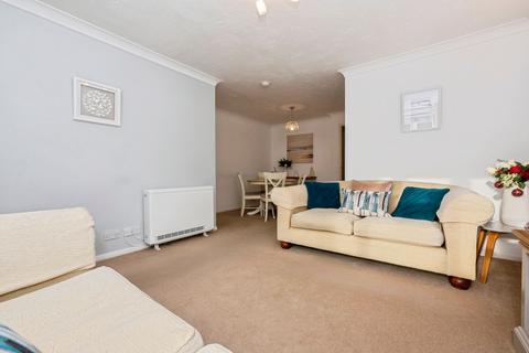 undefined, Griffin Walk, Greenhithe, Kent, DA9