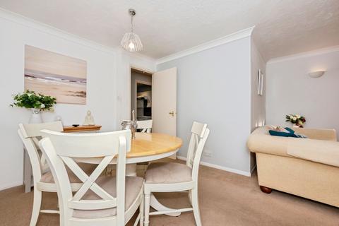 undefined, Griffin Walk, Greenhithe, Kent, DA9