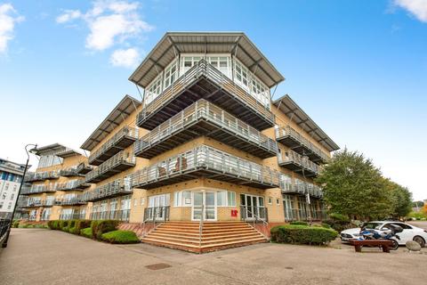 1 bedroom flat for sale, Portland Place, GREENHITHE, Kent, DA9