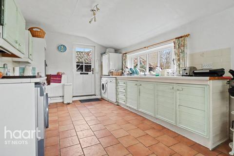 4 bedroom detached house for sale, Bridge Street, Wistow