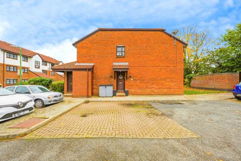2 bedroom maisonette for sale, Unicorn Walk, GREENHITHE, Kent, DA9