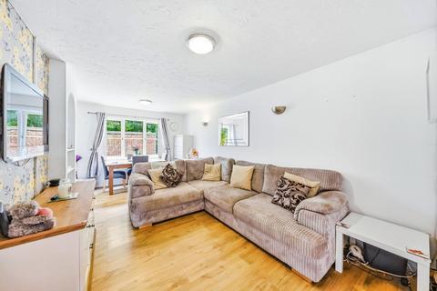 2 bedroom maisonette for sale, Unicorn Walk, GREENHITHE, Kent, DA9