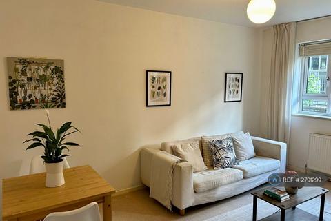 1 bedroom flat to rent, Pattison House, London, SE1