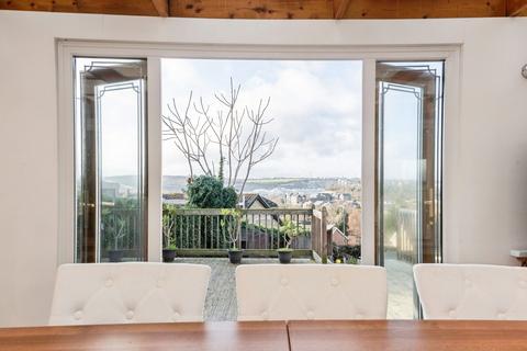 undefined, Mounts Road, GREENHITHE, Kent, DA9