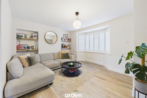 undefined, Perryfields Crescent, Bromsgrove, B61