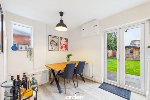 undefined, Perryfields Crescent, Bromsgrove, B61