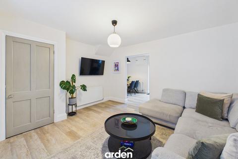 undefined, Perryfields Crescent, Bromsgrove, B61