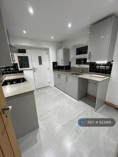1 bedroom flat to rent, Stoke Road, Slough, SL2