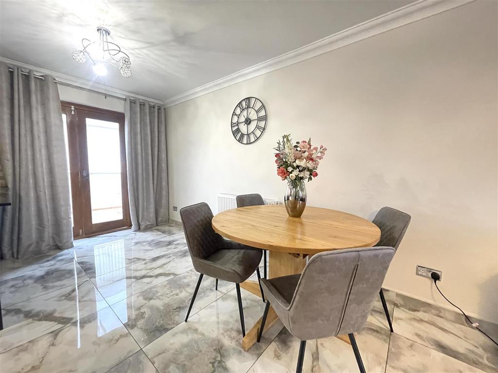 Dining Room .jpeg