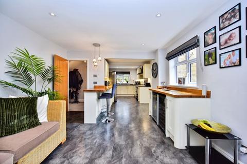 5 bedroom detached house for sale, The Maltings, Weavering, Maidstone, Kent, ME14