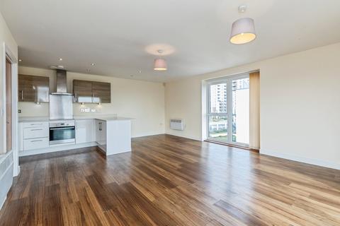 3 bedroom flat for sale, Pearl Lane, Gillingham, Kent, ME7