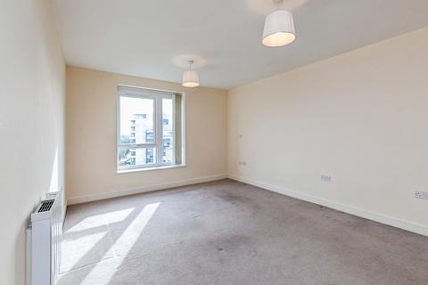 3 bedroom flat for sale, Pearl Lane, Gillingham, Kent, ME7