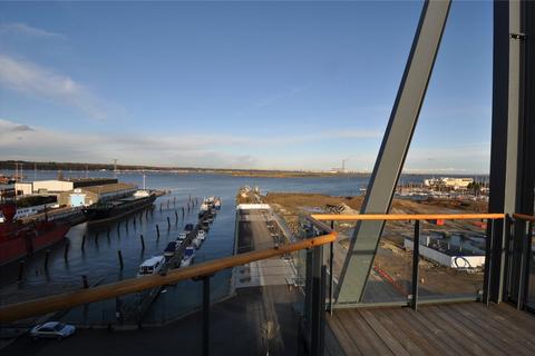 2 bedroom flat for sale, Ocean Drive, Gillingham, Kent, ME7