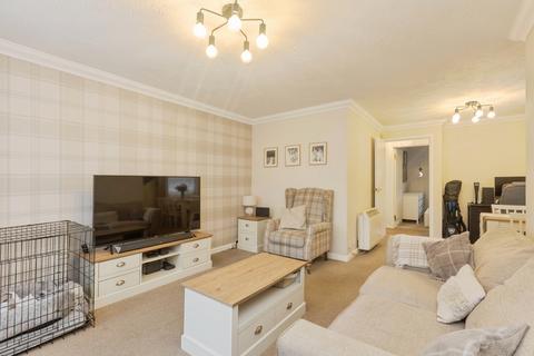 Trinity Road, Gravesend, Kent, DA12