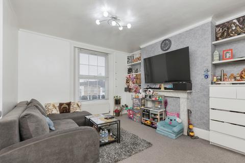 2 bedroom flat for sale, Parrock Street, Gravesend, Kent, DA12