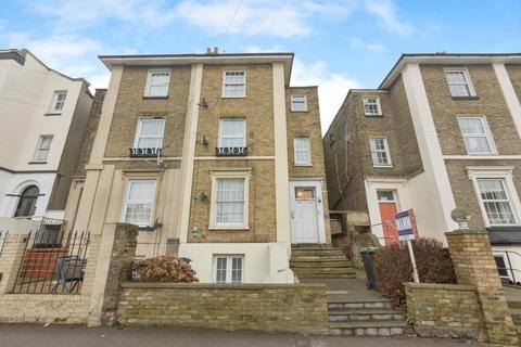 2 bedroom flat for sale, Parrock Street, Gravesend, Kent, DA12