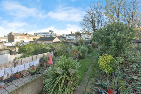 5 bedroom house for sale, Wrotham Road, GRAVESEND, Kent, DA11