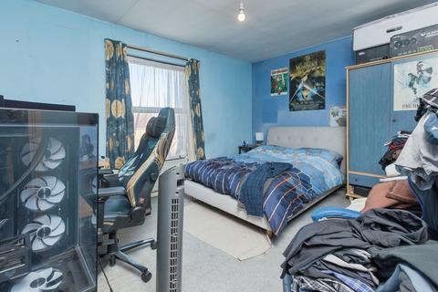 5 bedroom house for sale, Wrotham Road, GRAVESEND, Kent, DA11