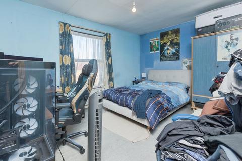 5 bedroom house for sale, Wrotham Road, GRAVESEND, Kent, DA11