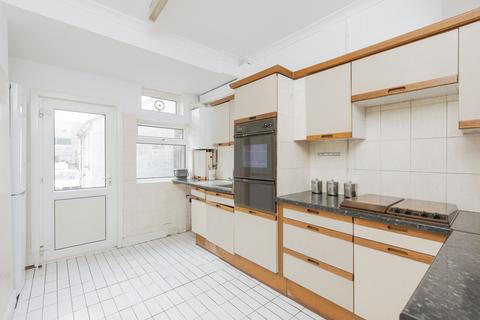 3 bedroom end of terrace house for sale, High Street, GRAVESEND, Kent, DA11