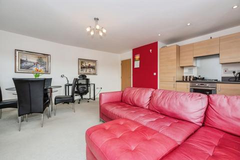 1 bedroom flat for sale, Hawkins Avenue, Gravesend, Kent, DA12