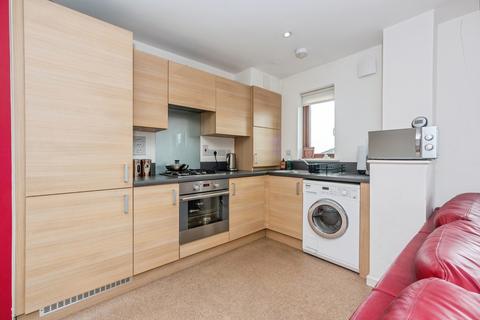1 bedroom flat for sale, Hawkins Avenue, Gravesend, Kent, DA12