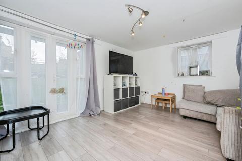 undefined, Waterside, Gravesend, Kent, DA11