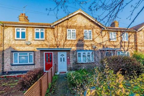 4 bedroom terraced house to rent, Carrington Road, Richmond TW10