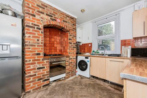 4 bedroom terraced house for sale, Peacock Street, GRAVESEND, Kent, DA12
