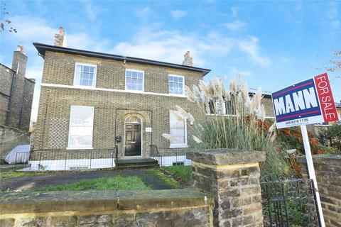 undefined, Belmont Hill, London, SE13