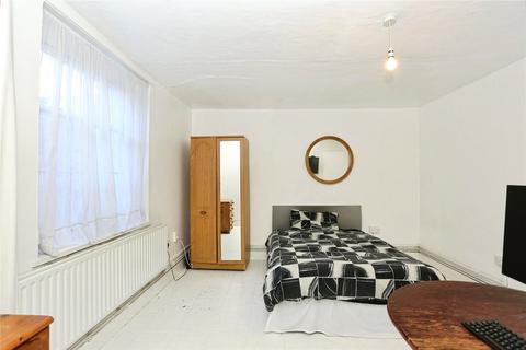 undefined, Belmont Hill, London, SE13