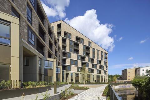 Silver Road, London, SE13