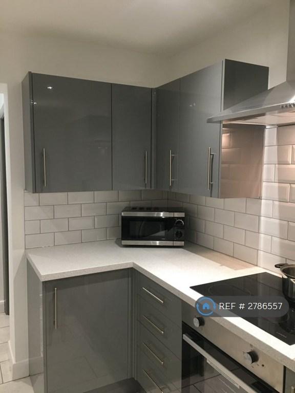 Communal Kitchen